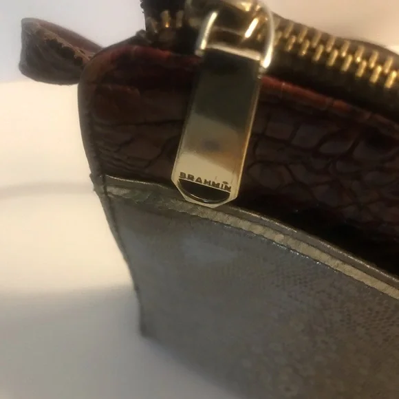 Brahmin Zip Top Croc-Embossed Leather Crossbody Handbag Purse 824 - Picture 6 of 16